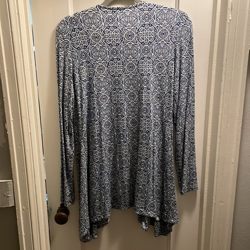 Patterned Cardigan - Picture 2 of 3